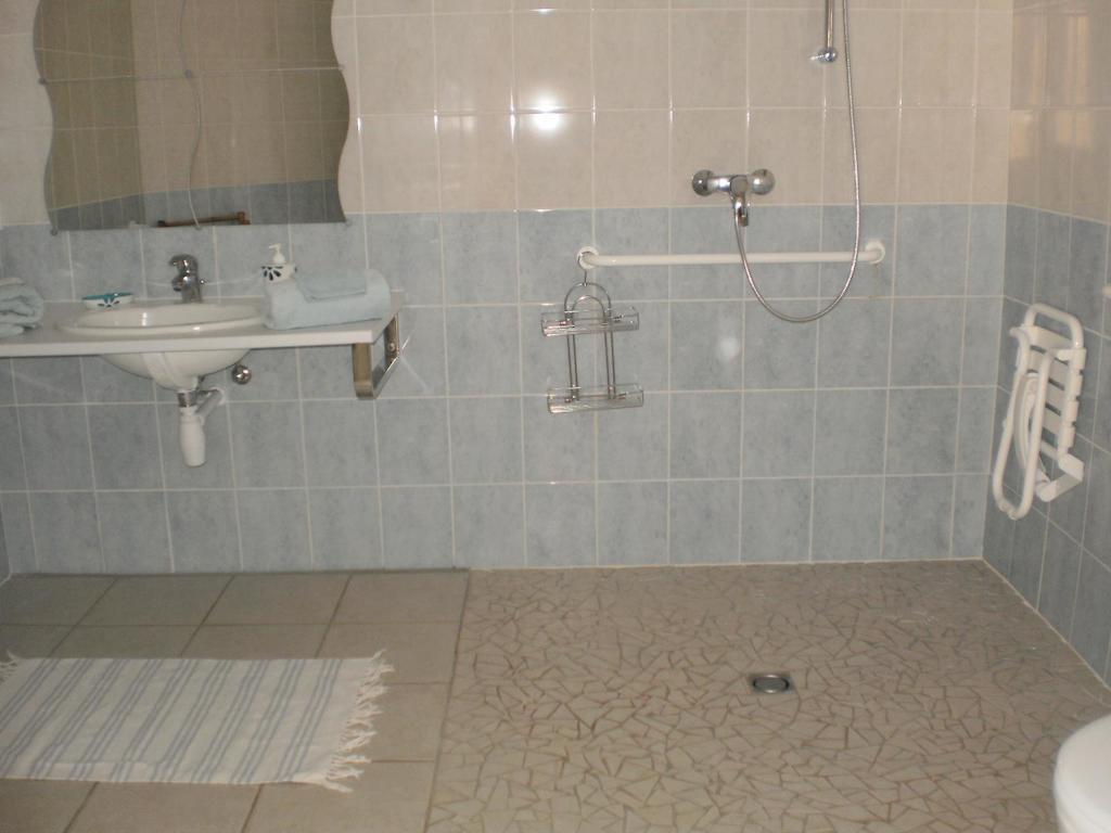 Chambres D'Hotes Du Lac Anzy-le-Duc Bagian luar foto